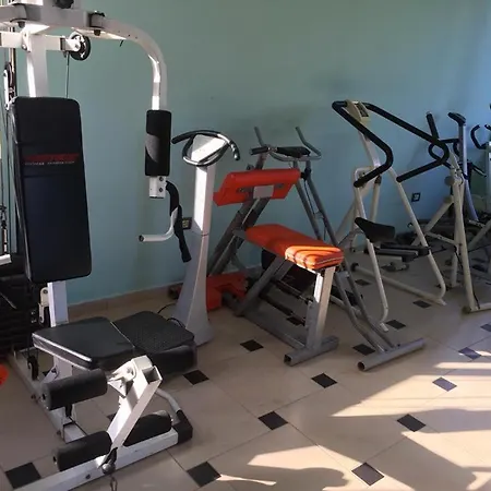 Hotel Kuqja 4*